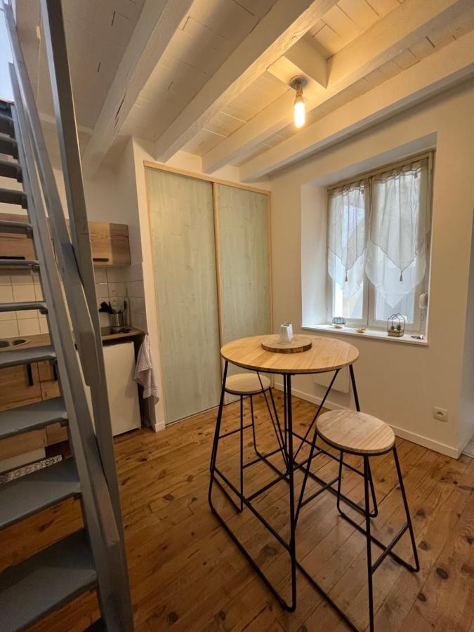 Logement Au Coeur De โดล ภายนอก รูปภาพ